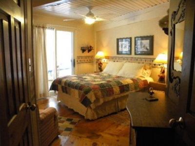 Algonquin Highlands Stouffermill Bed & Breakfast מראה חיצוני תמונה