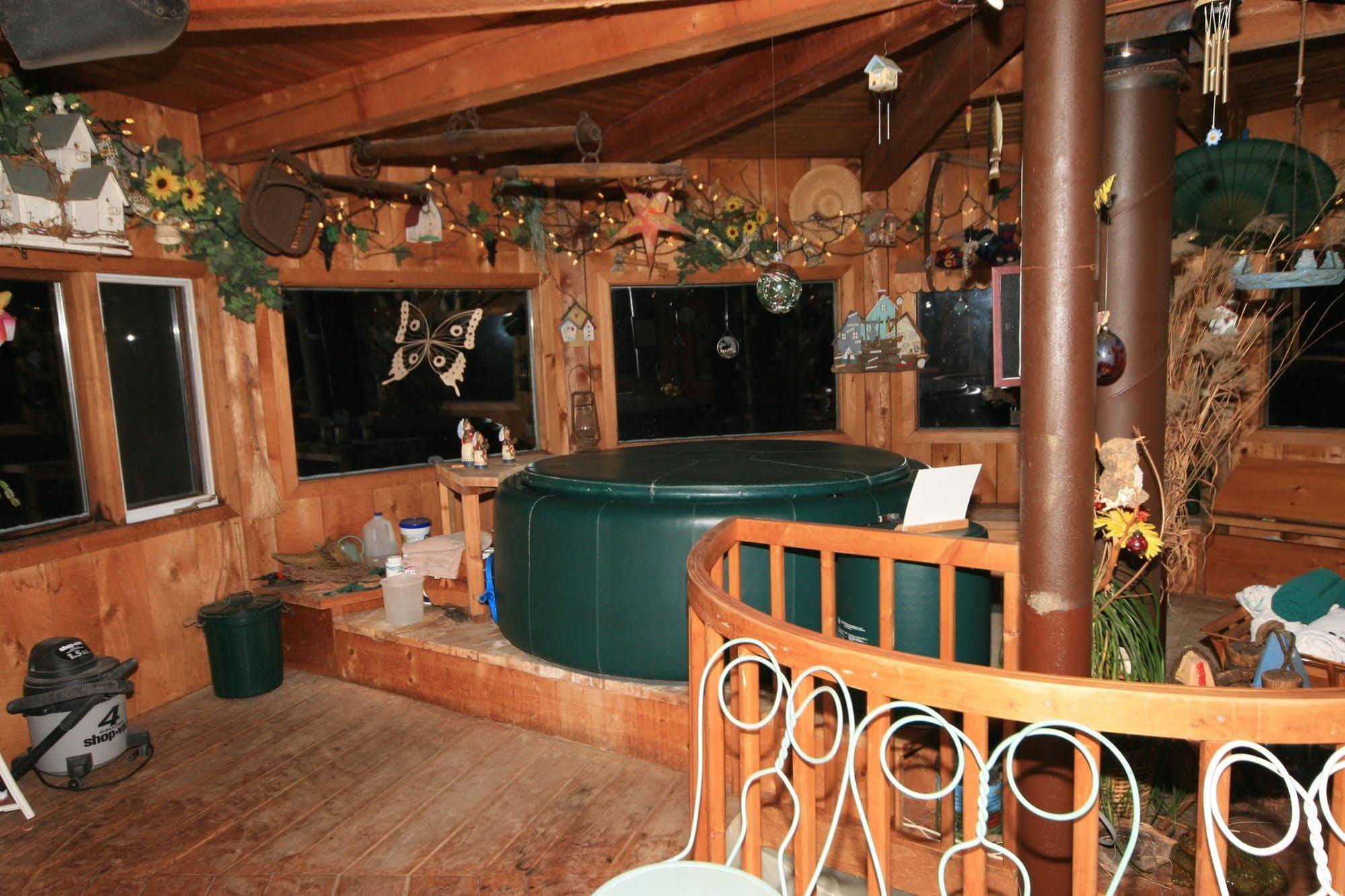 Algonquin Highlands Stouffermill Bed & Breakfast מראה חיצוני תמונה
